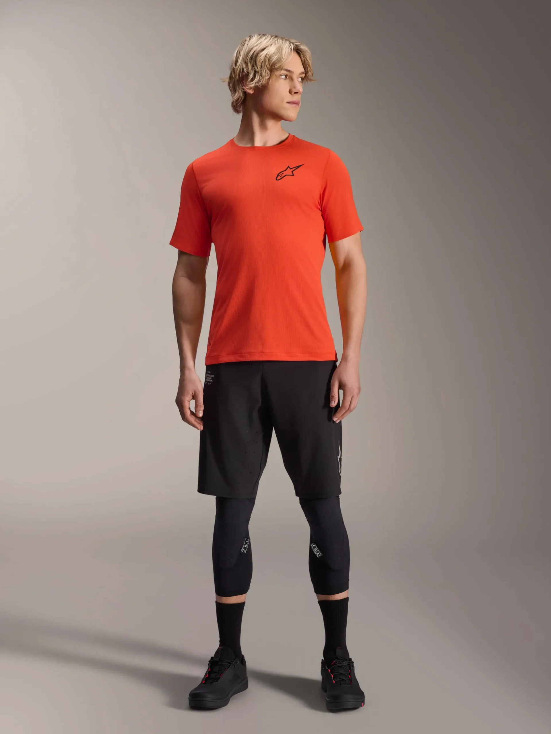 A-Aria Astar Trikot