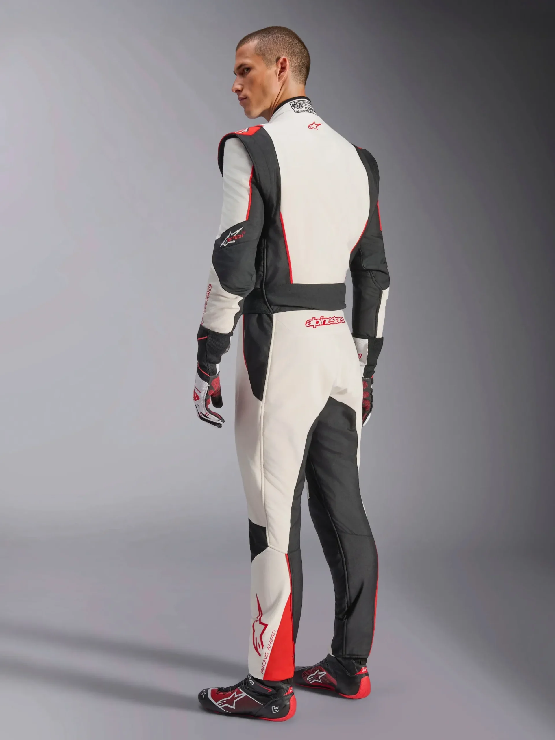 GP Tech V4 Anzug - FIA