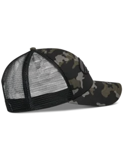 Oblique Camo Trucker Hut