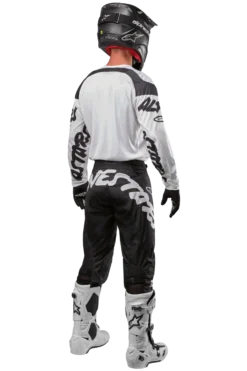 Racer Hana Trikot 2024