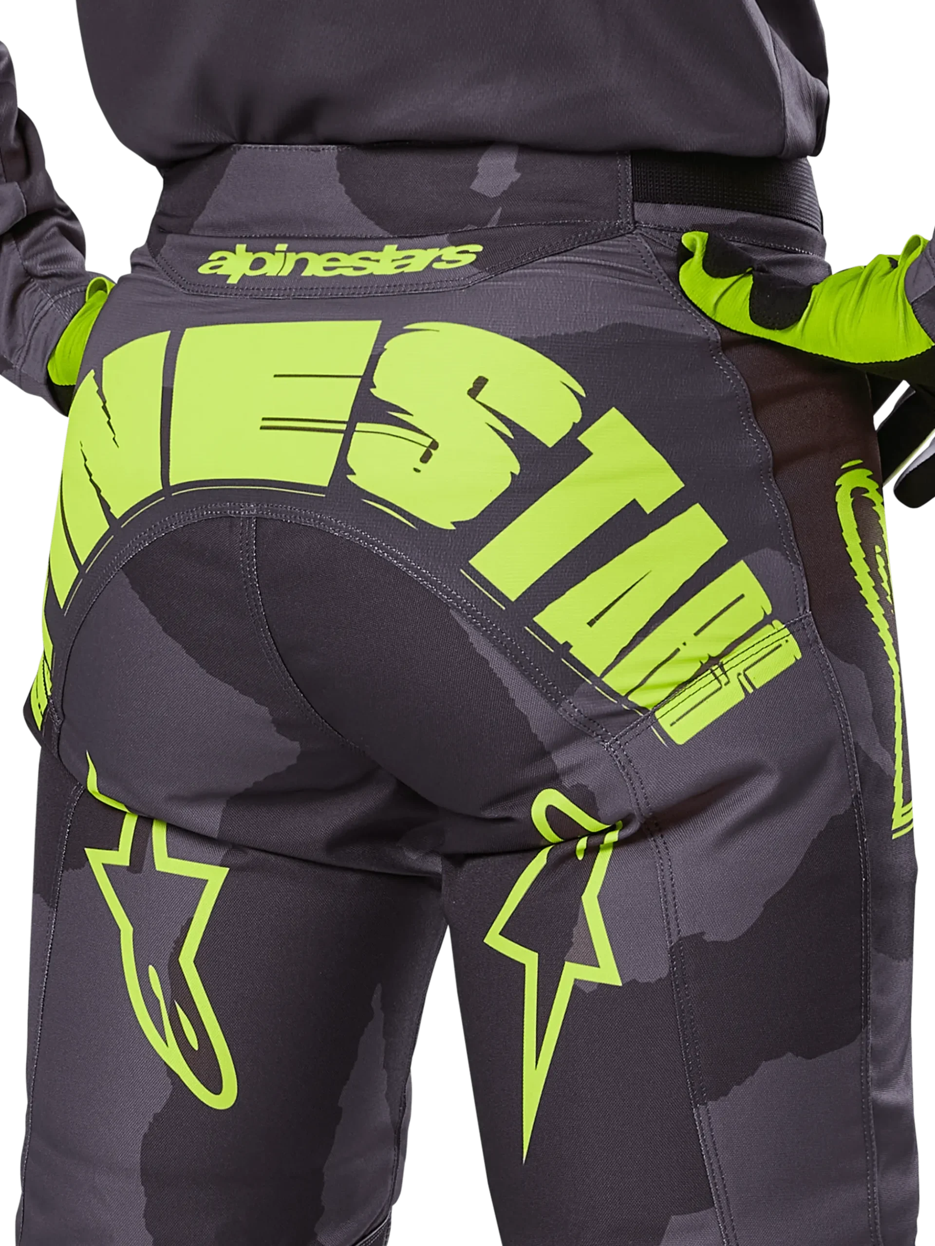 2025 Racer Hollow Bekleidungsset