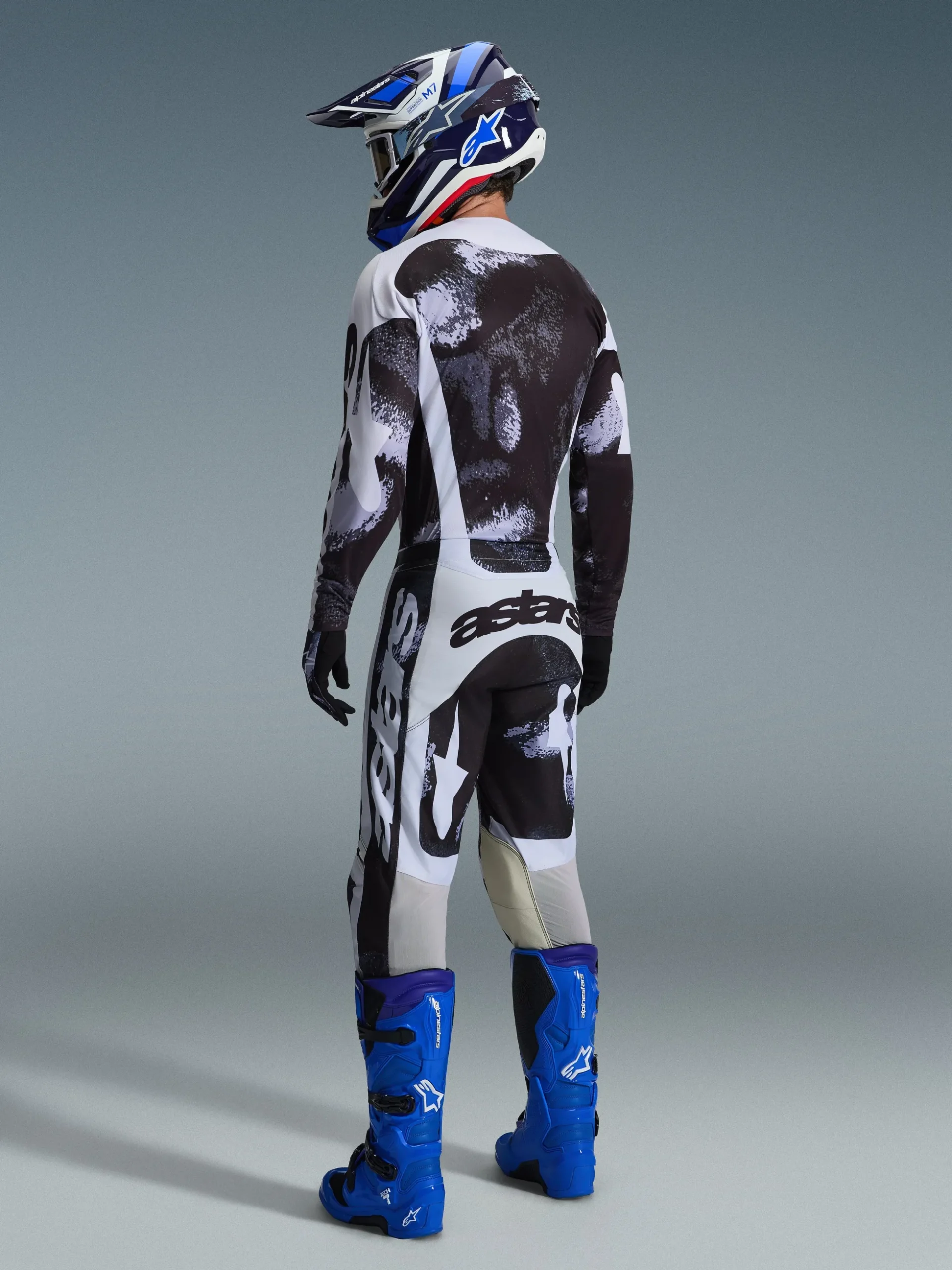 2026 Racer Lahnd Bekleidungsset