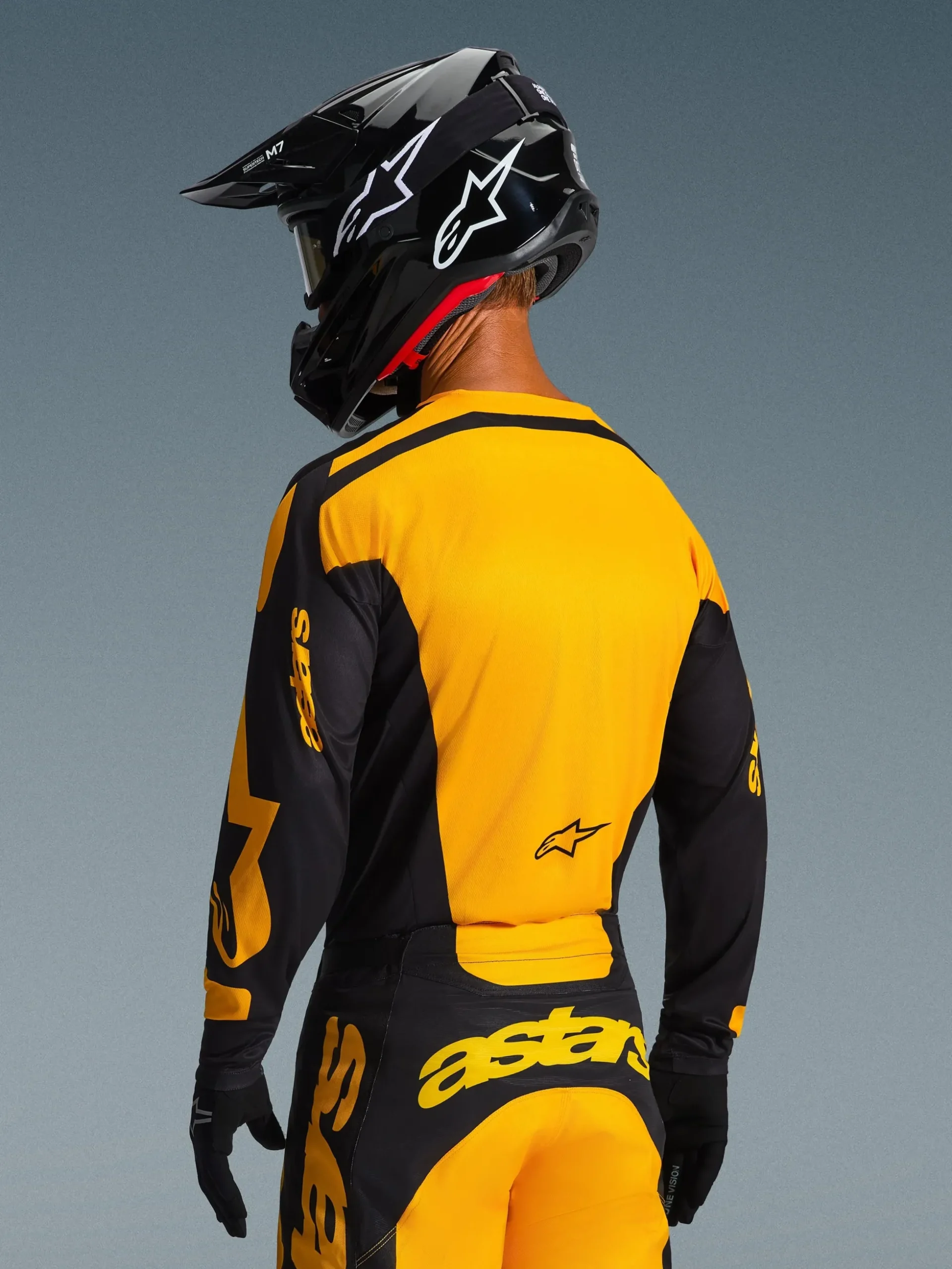 2026 Racer Riway Bekleidungsset