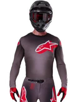 Supertech Lipan Bekleidungsset 2025