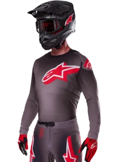 Supertech Lipan Bekleidungsset 2025