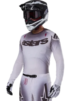 2025 Supertech Maker Bekleidungsset